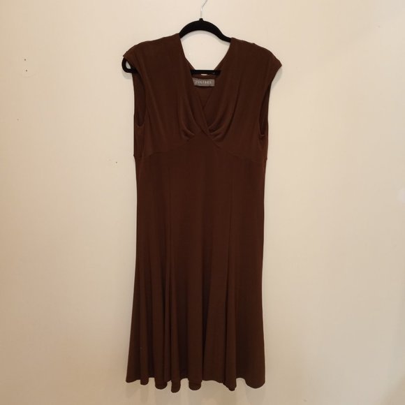 Jolibel Olive Dress - Picture 8 of 8